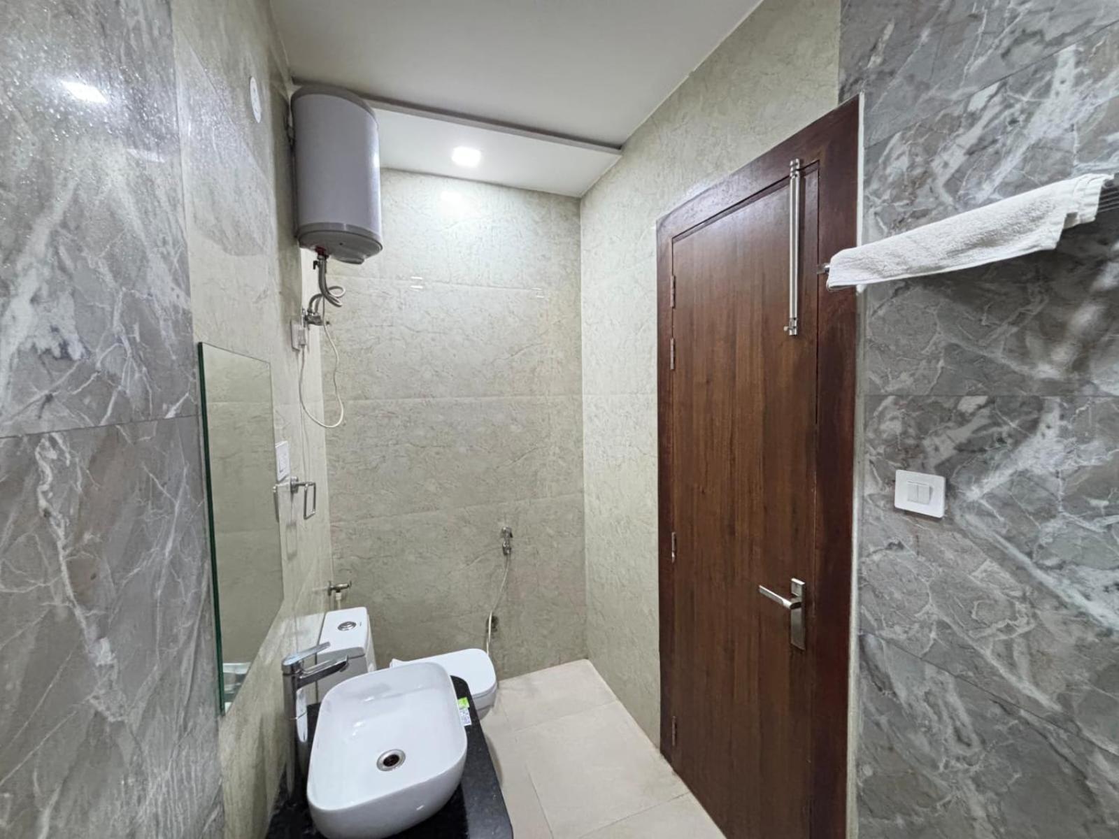 Ganga Palace - Hotel
