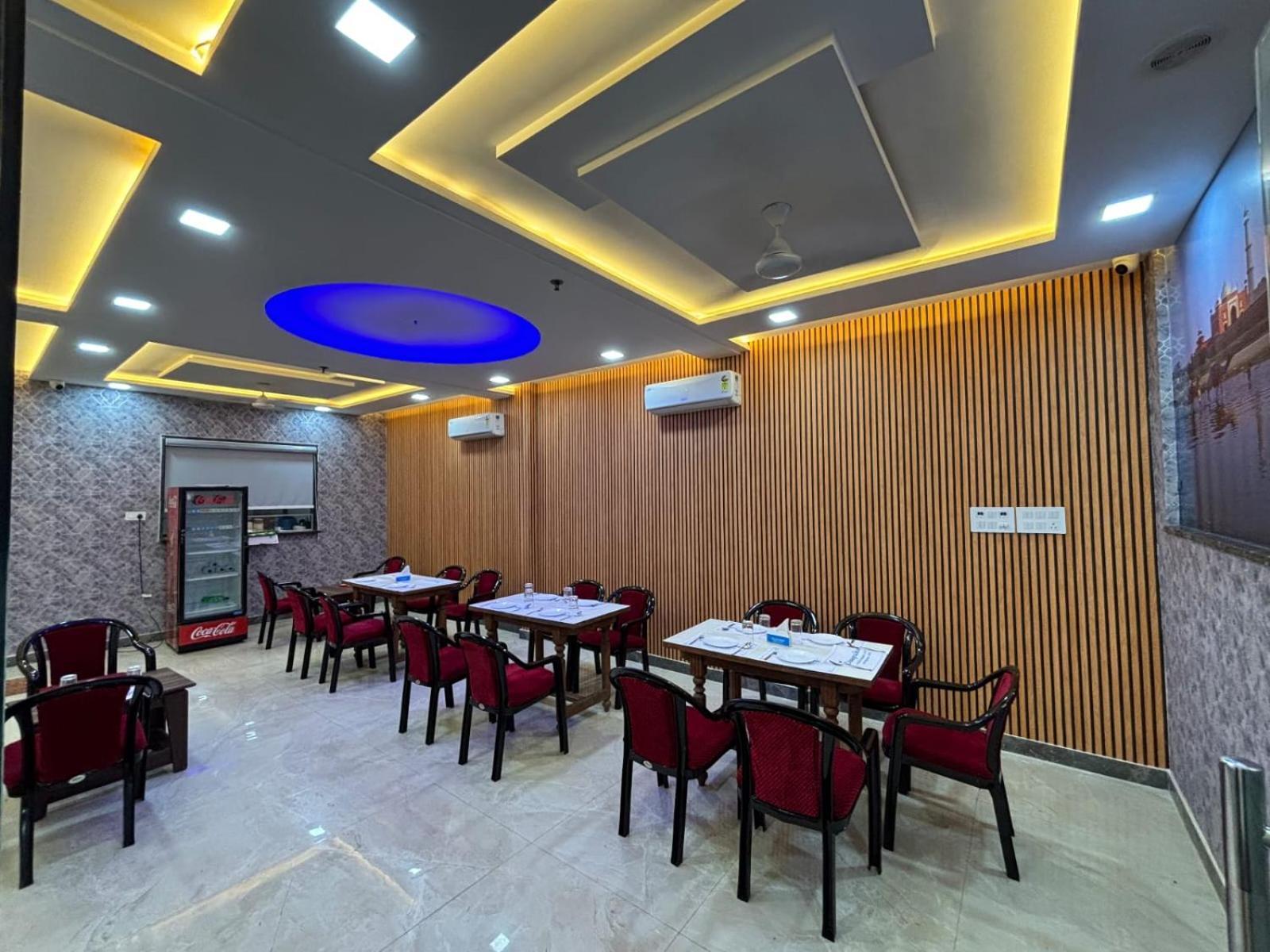 Ganga Palace - Hotel